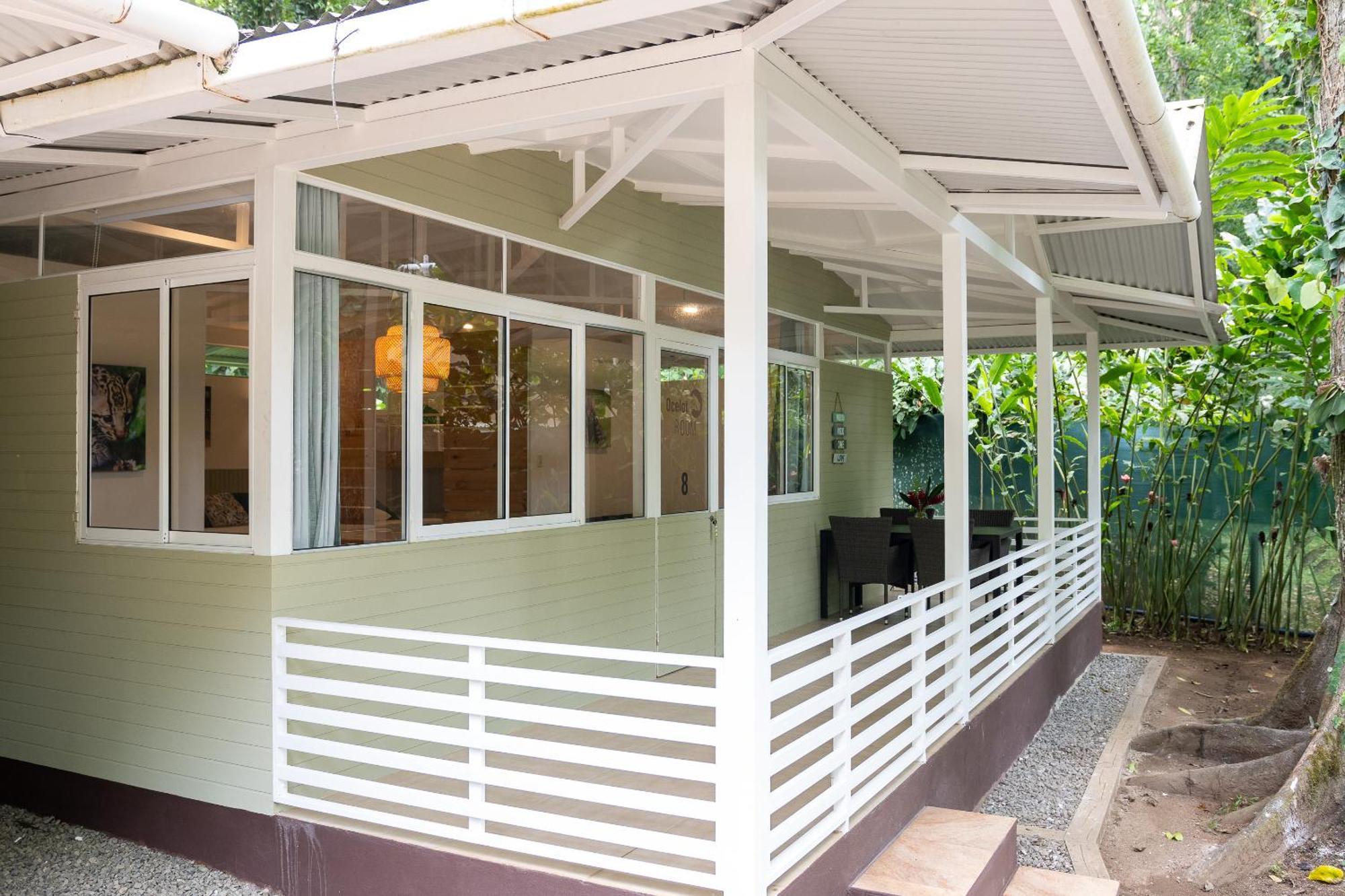 Jaguar Inn Bungalows Puerto Viejo de Talamanca Ngoại thất bức ảnh