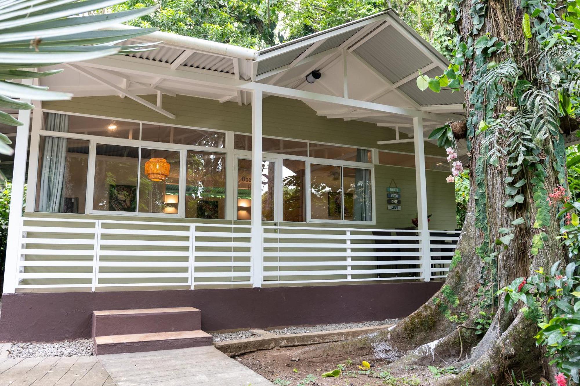 Jaguar Inn Bungalows Puerto Viejo de Talamanca Ngoại thất bức ảnh
