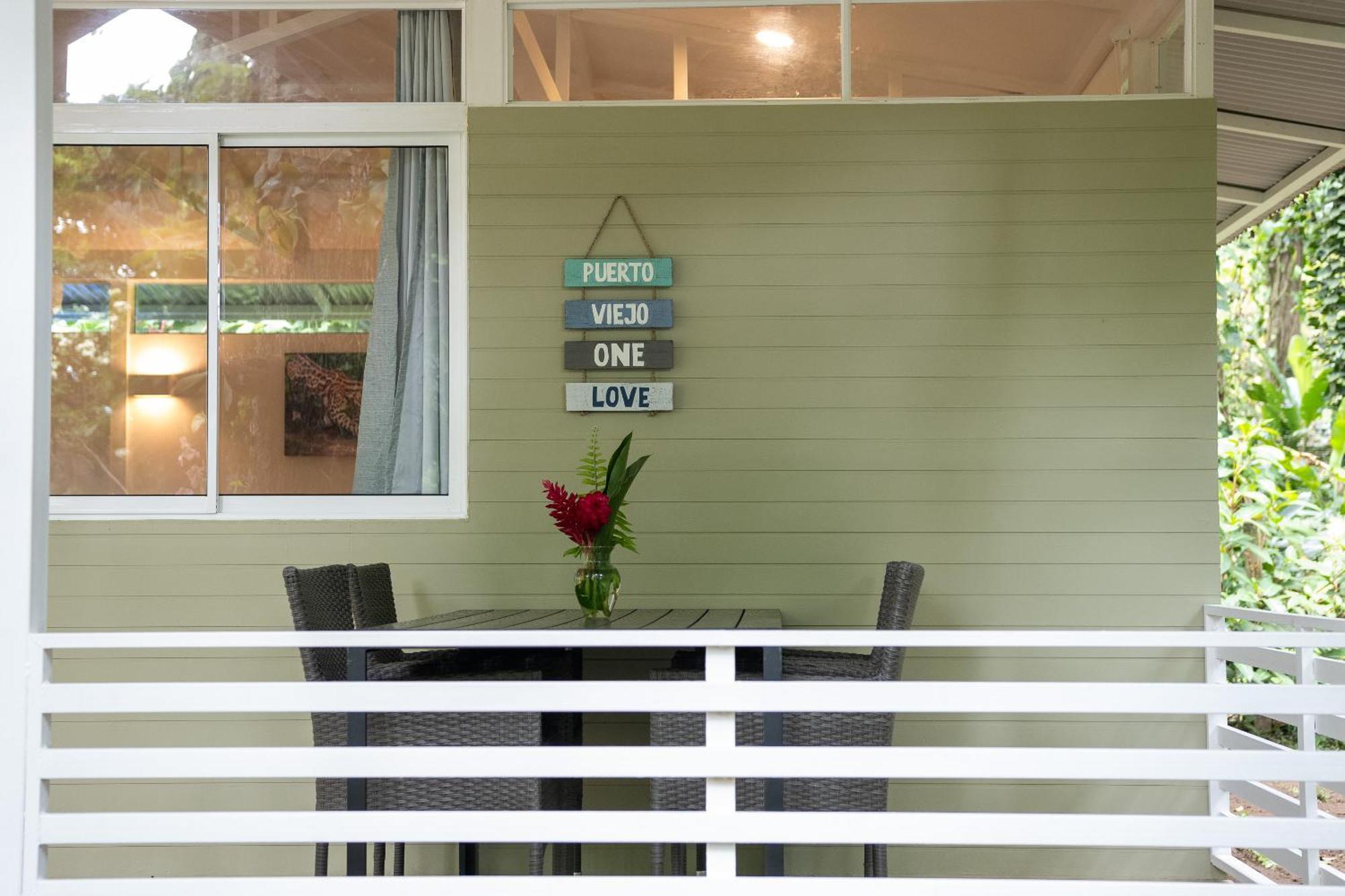 Jaguar Inn Bungalows Puerto Viejo de Talamanca Ngoại thất bức ảnh
