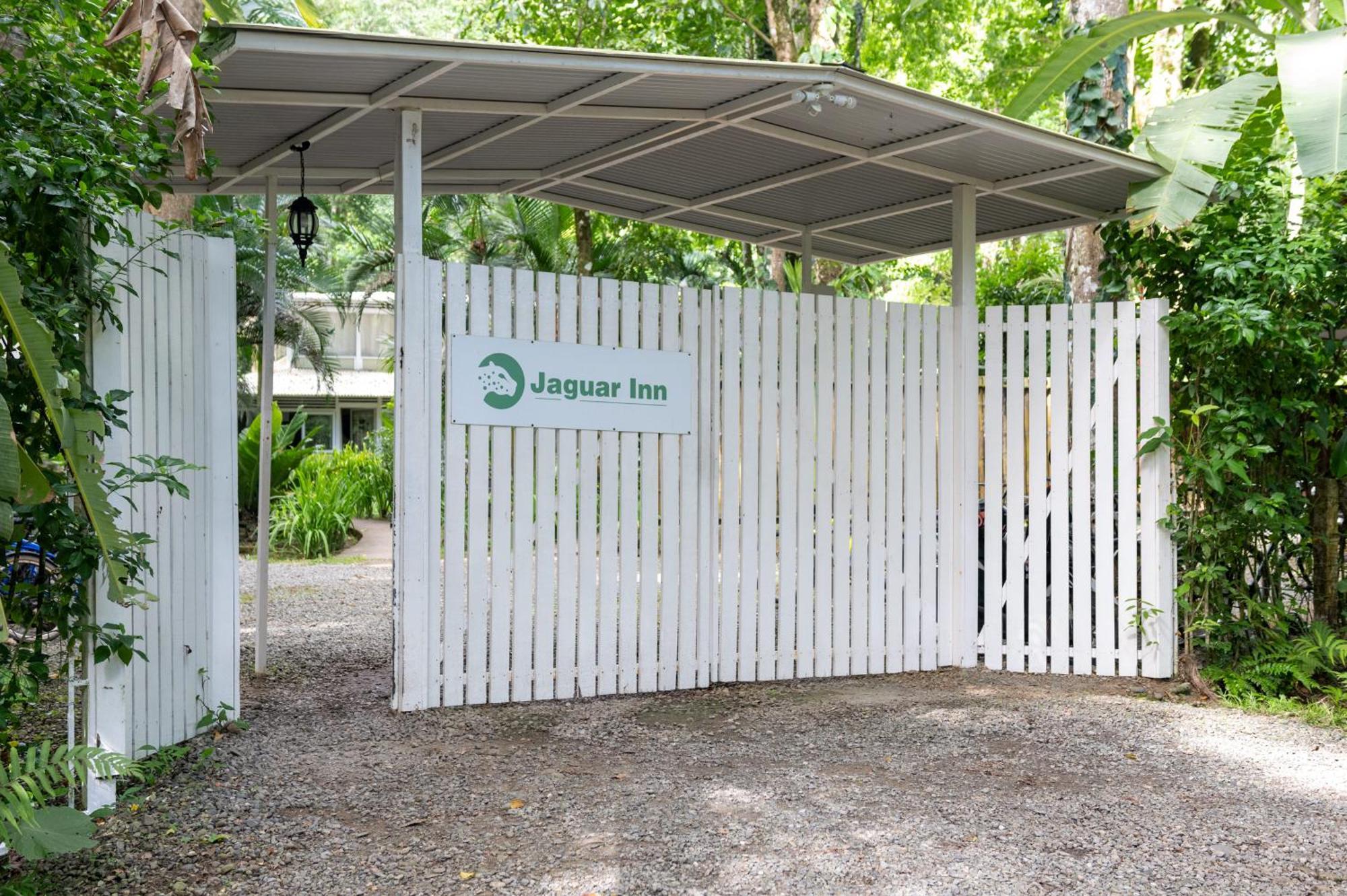 Jaguar Inn Bungalows Puerto Viejo de Talamanca Ngoại thất bức ảnh